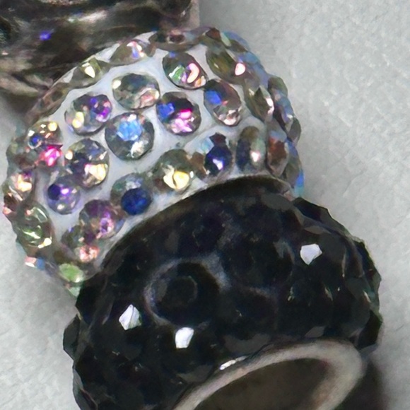 7 Charms, owl, sparkly black and iridescent snowflake, star, Eiffel Tower - Picture 11 of 11